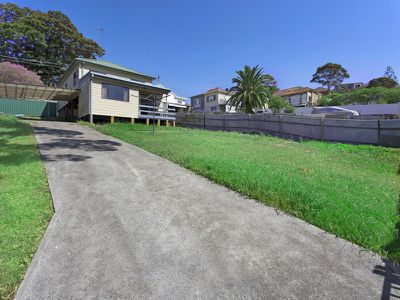 31 Lake Heights Road, Lake Heights