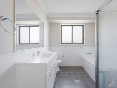 5 Dahlia Avenue, Hamlyn Terrace