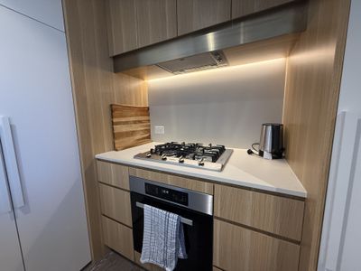 B902 / 80 Waterloo Road, Macquarie Park