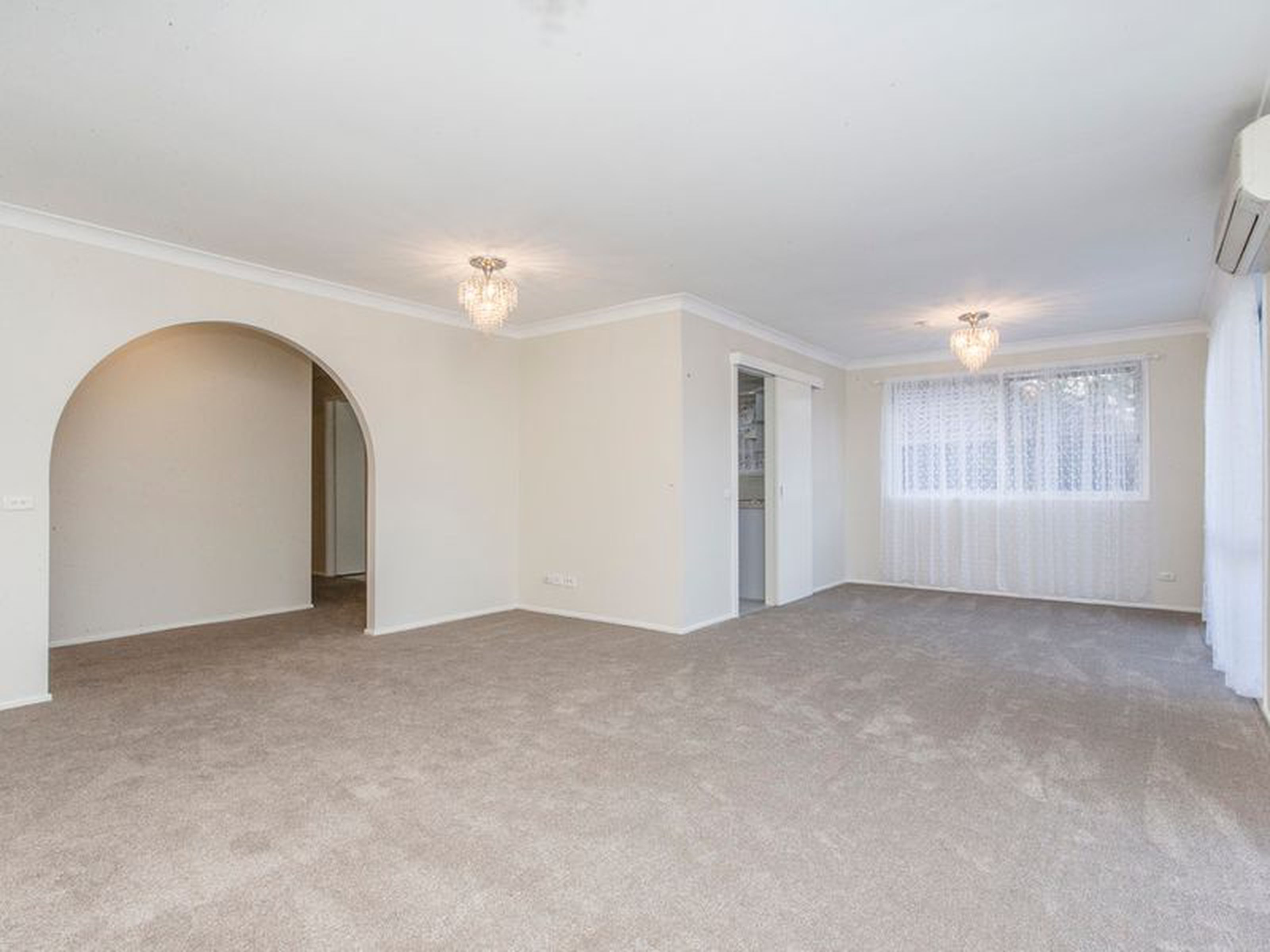 14 Lowanna Drive, SOUTH PENRITH