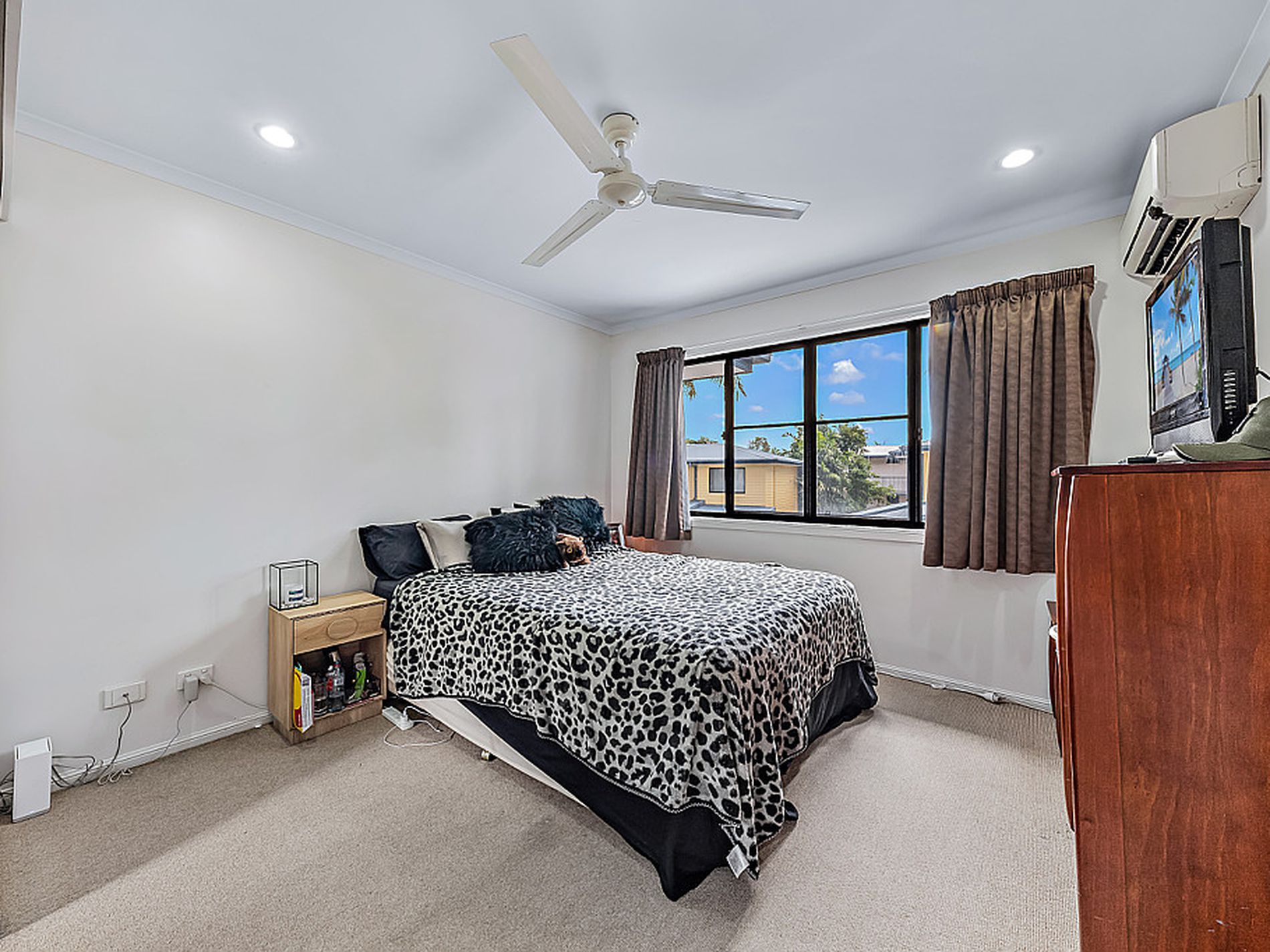 18 / 16 Beach Road, Cannonvale