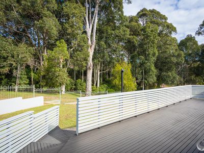 11 Mummaga Lake Drive, Dalmeny