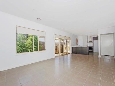 3 / 11 Parker Street, Werribee