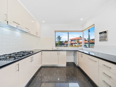 1 Berndt Grove, Winthrop