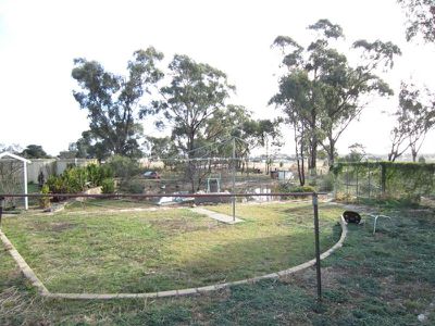 33 Wattle Grove, Neilborough