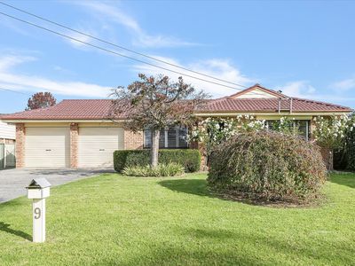 9 Moore Road, Oakdale