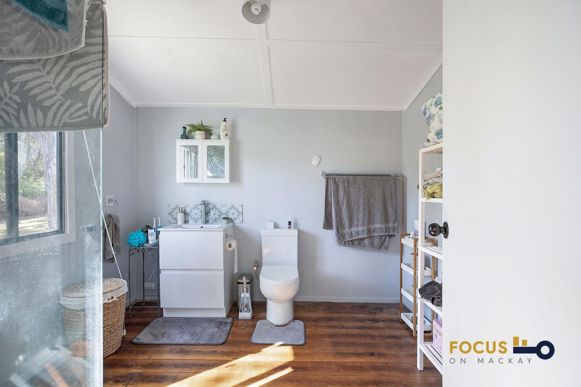 684 Armstrong Beach Rd, Armstrong Beach
