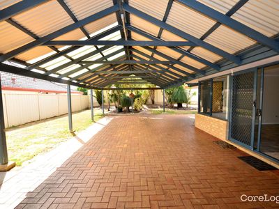 9 Friendly Way, Marangaroo