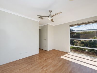 25 Sainte Maxime Avenue, Port Kennedy