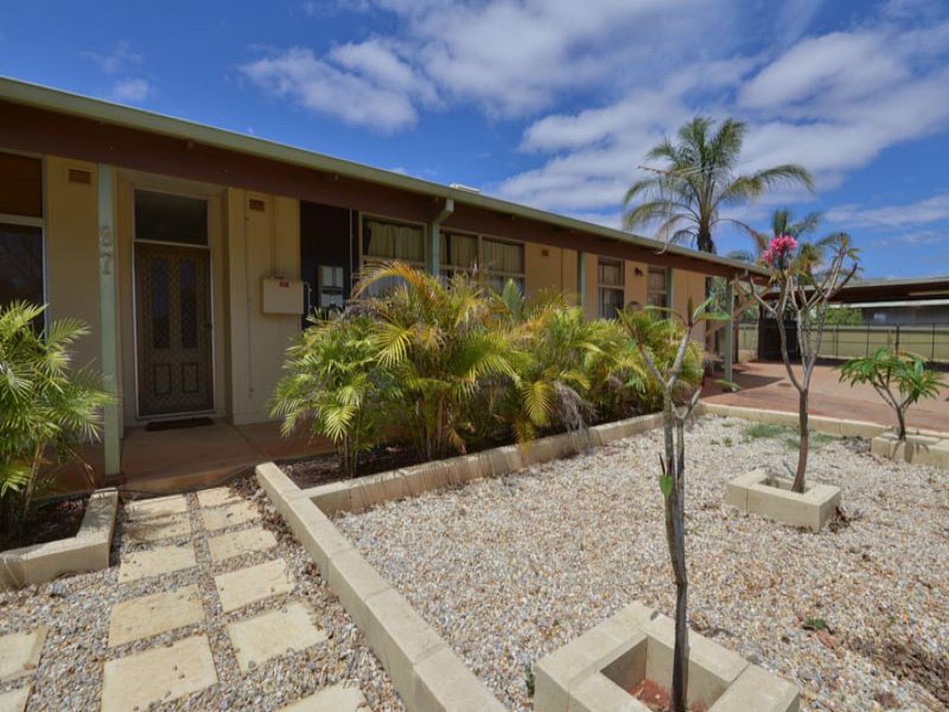 87 Killarney Street, Lamington