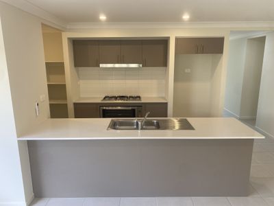49 Highgate Drive, Flagstone