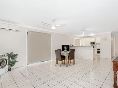 4 Sundown Lane, Forest Lake
