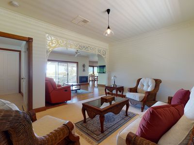 18R Debeaufort Drive, Dubbo