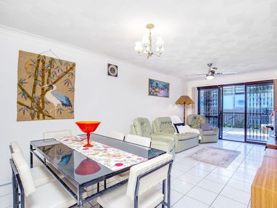 3 / 22 Markwell Avenue, Surfers Paradise