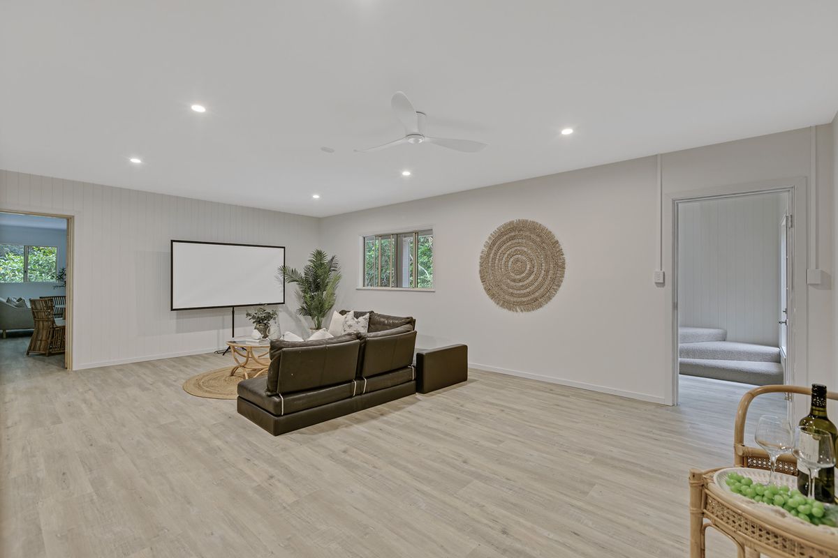 8 Burnett Place, Tewantin