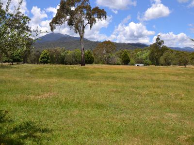 126 Damms Road , Tawonga