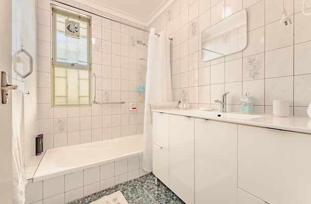 12 Adamson Rd, Parmelia