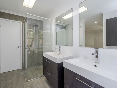 82 Santiago Parkway, Ocean Reef