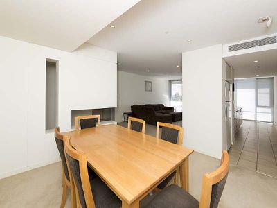 302 / 19 The Circus, Burswood