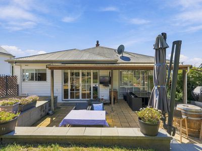 12 Strahan Road, Newstead