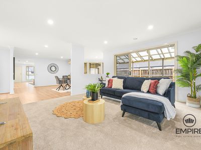 18 Hayes Court, Pakenham
