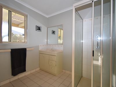 3 PEACH DRIVE, Beechworth