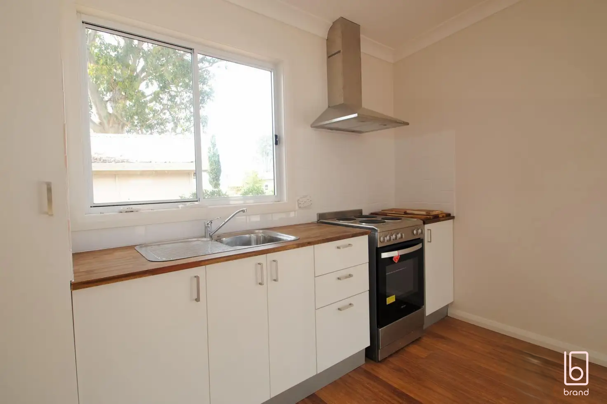 238B Tuggerawong Road, Tuggerawong