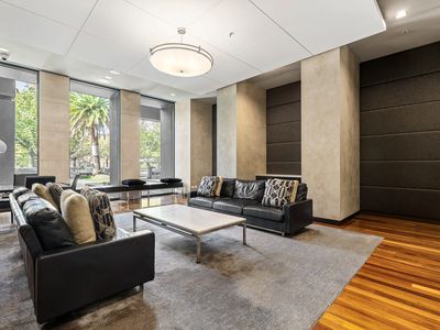 1005 / 480 St Kilda Road, Melbourne