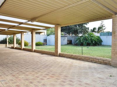 16 Ullswater Place, Balga
