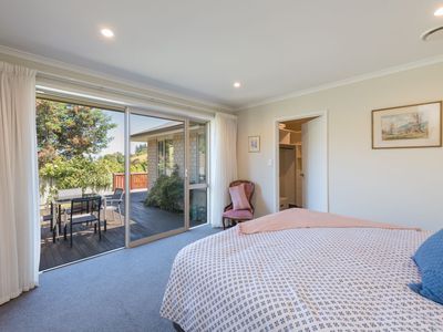 16 Saddleback Road, Todds Valley