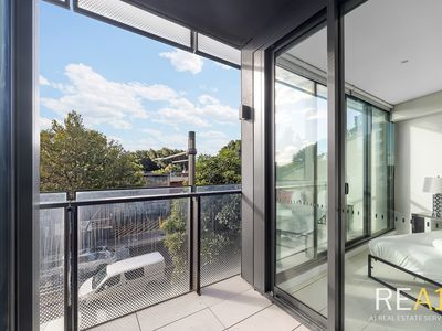222 / 303 Botany Road, Zetland