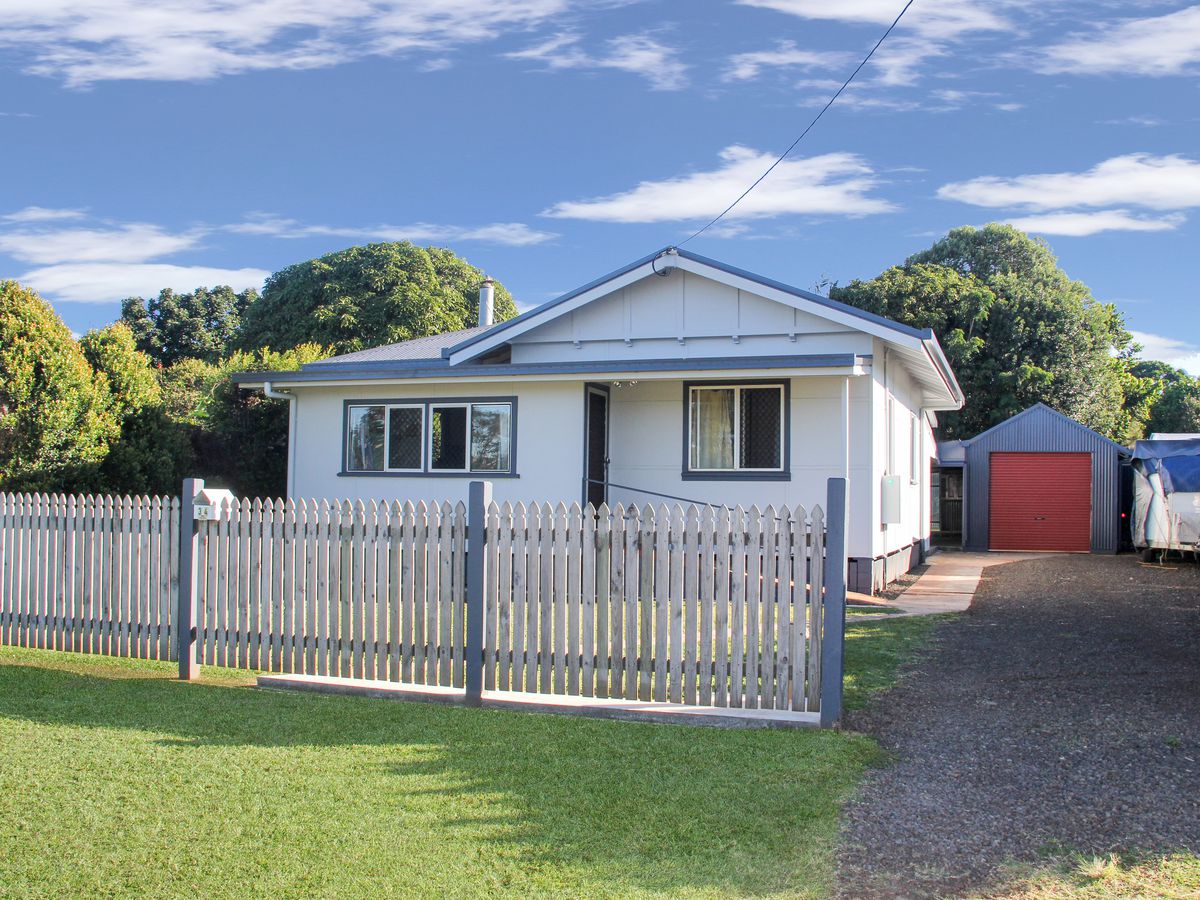 34 Solar Crescent, Atherton