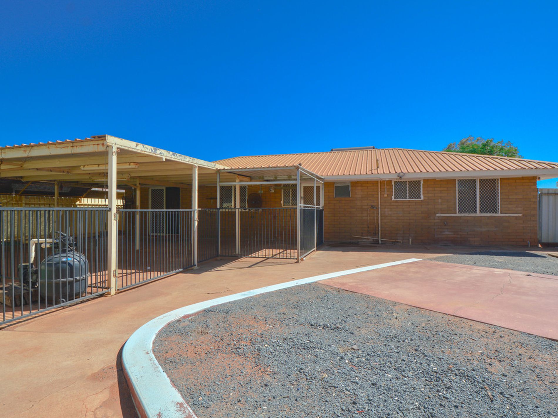 4 Yanderra Crescent, South Hedland