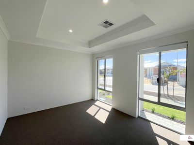 28 Townsend Street, Lakelands