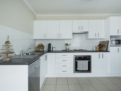 2A Huntingdale Dr, Mollymook