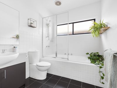 5 Oberon Way, Newport