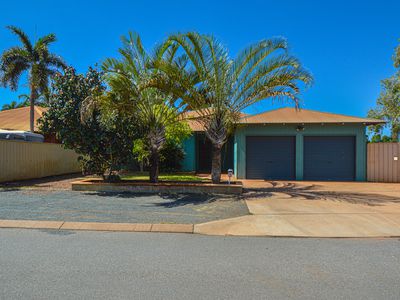 2 Cockatoo Court, South Hedland