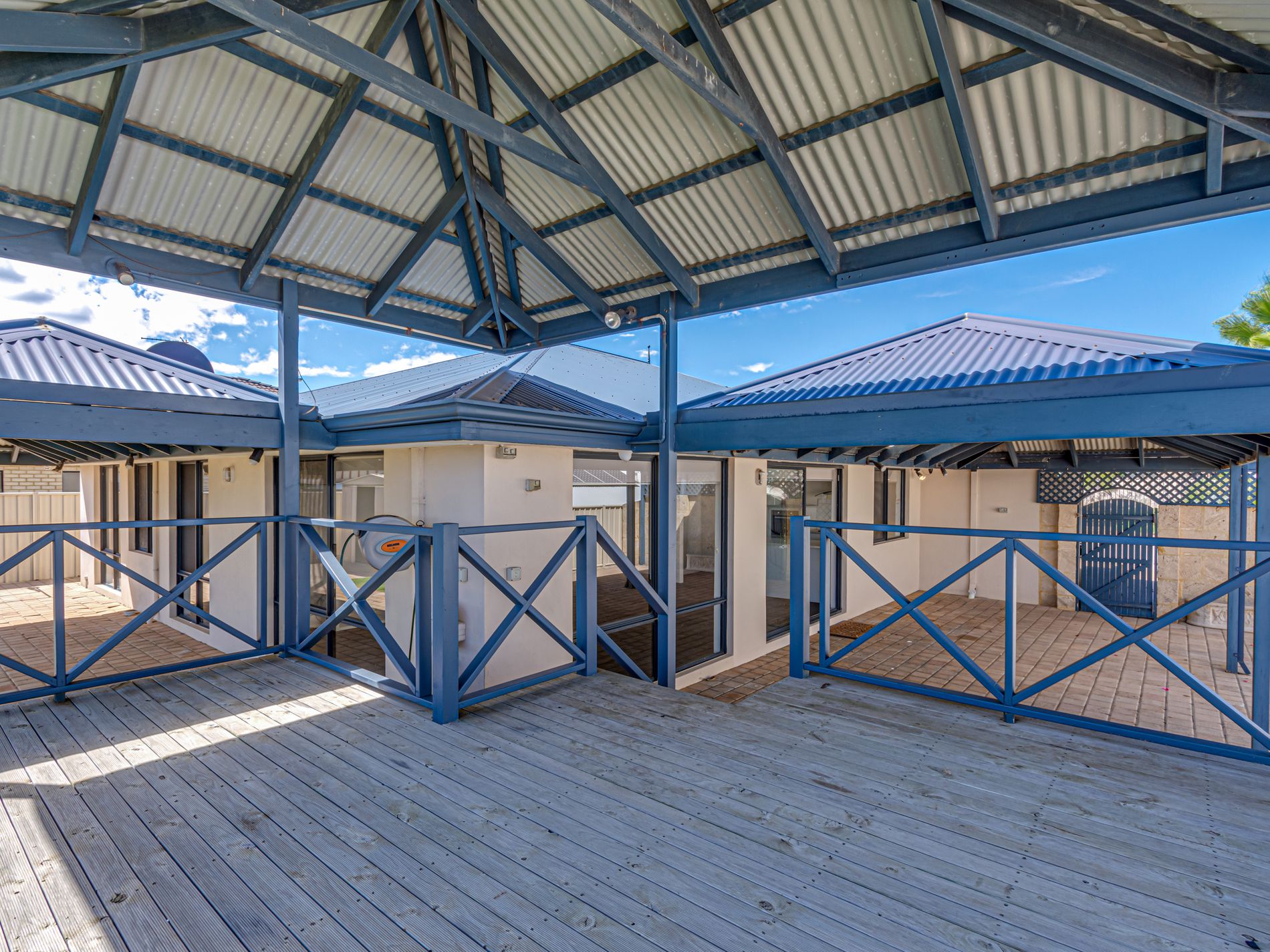 4 Trumpeter Parade, Yanchep