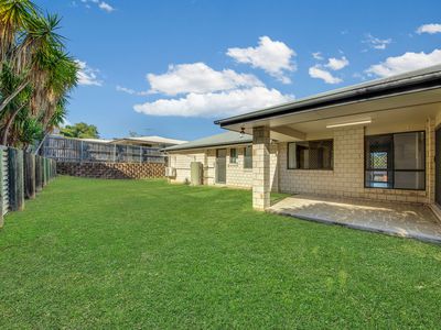 9 Dartmouth Close, Clinton