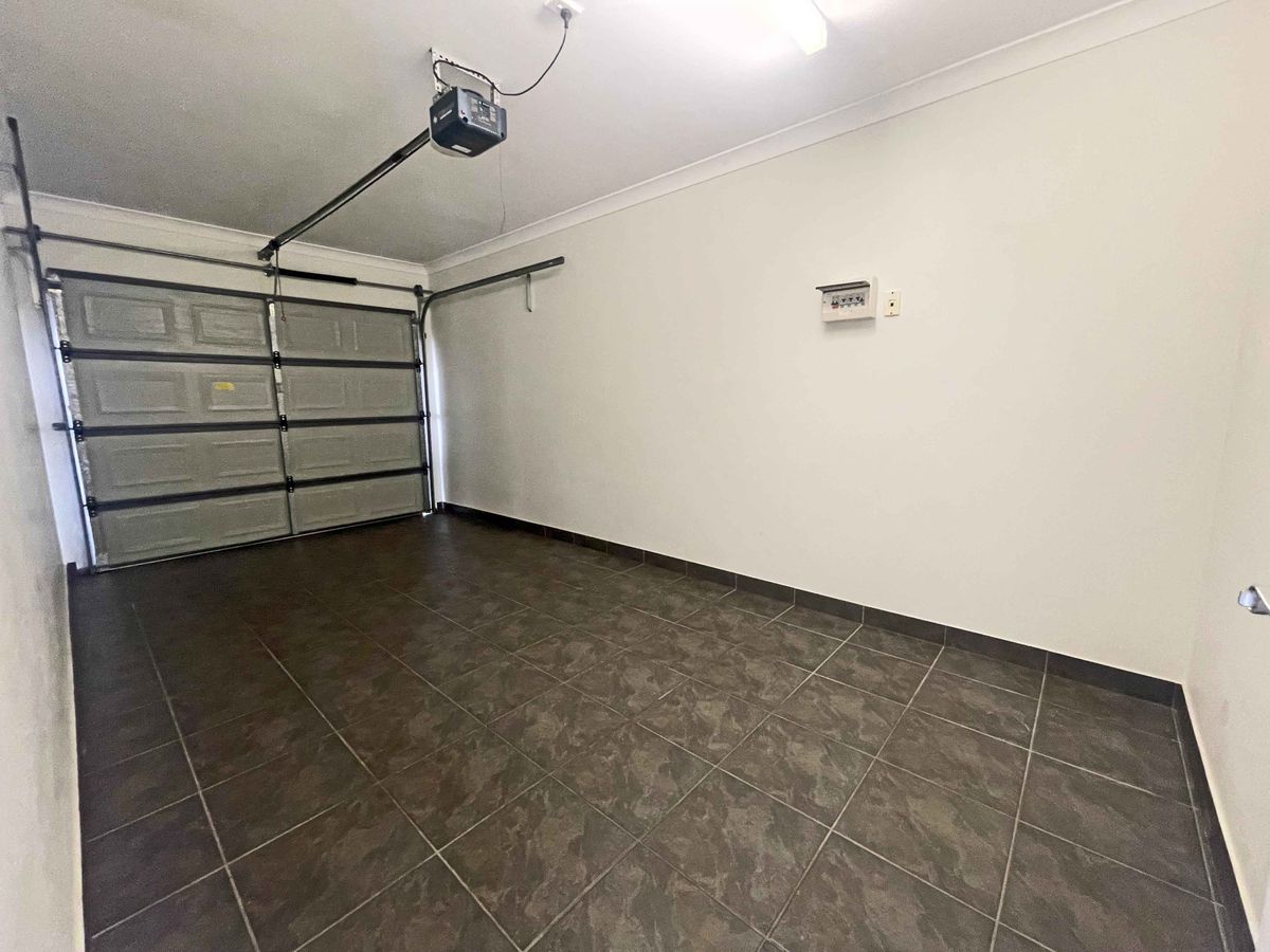 15 / 33-35 TOWER AVENUE, Atherton