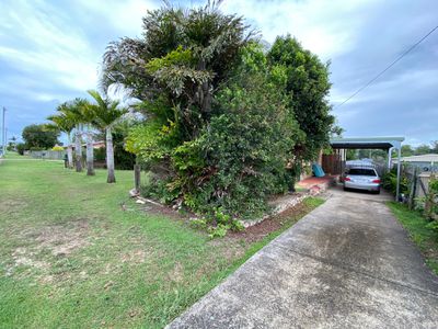 19 BUNKER AVENUE, Urraween