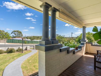 9 The Avenue, Seymour