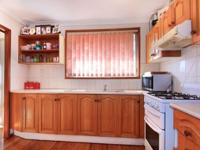 2 MacKenzie Avenue, Mount Warrigal