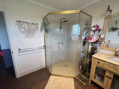 121 Johnstons Road, Mannuem