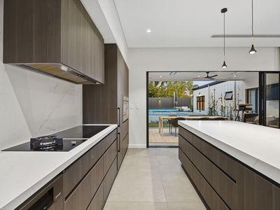 3 Dampier Avenue, City Beach
