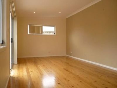 2 Osrick Ave, Ulladulla