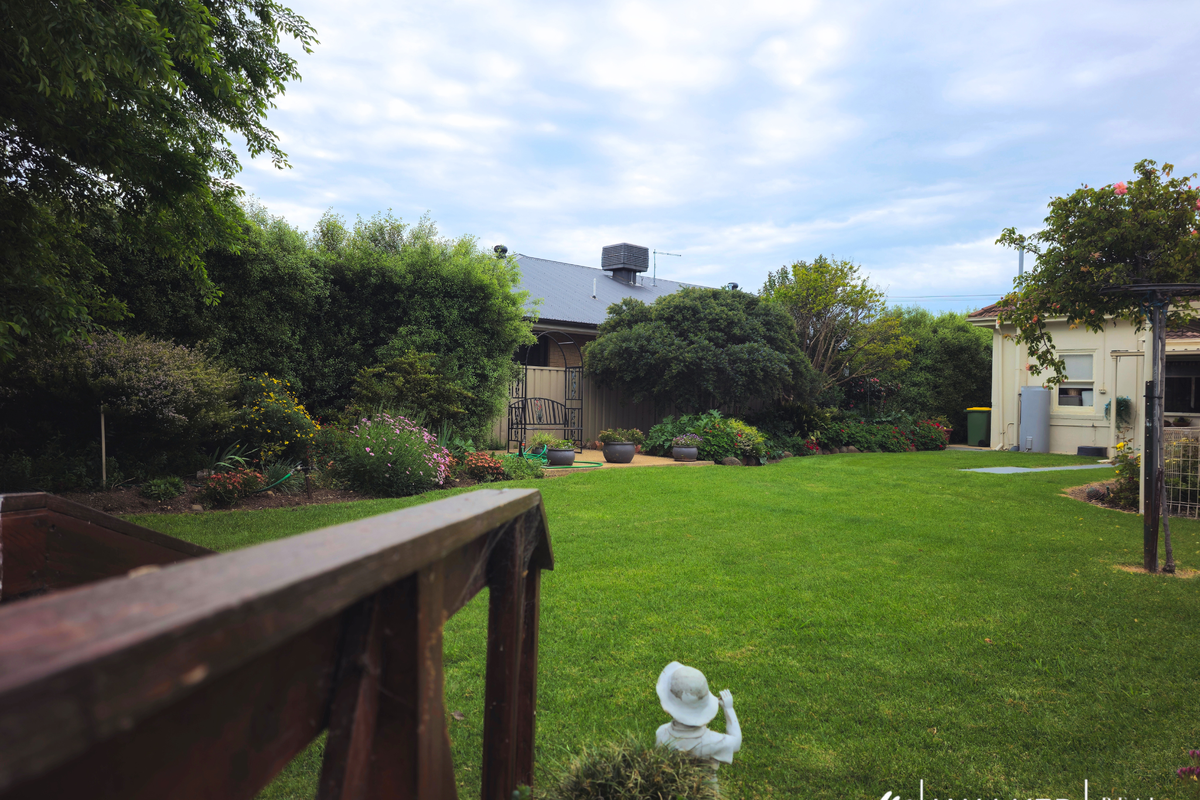 16 Saunders Street, Kyabram