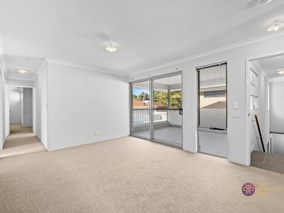 74D Eastdene Circle, Nollamara