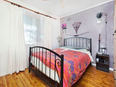 33 Andrew Crescent, Mount Warrigal