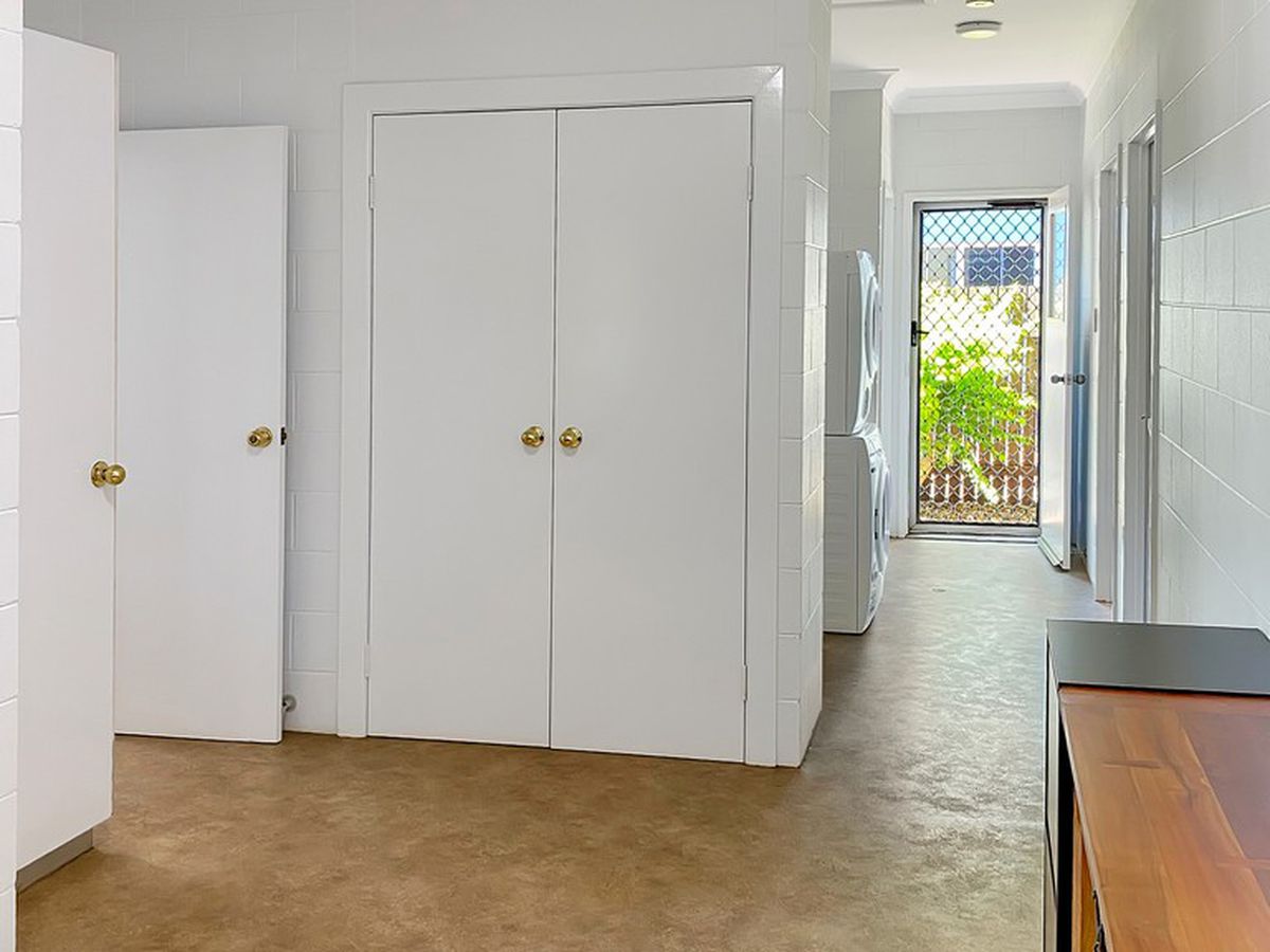 31 Danzer Drive, Atherton